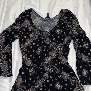 Forever 21 Black Floral Romper - Size S (or even XS)